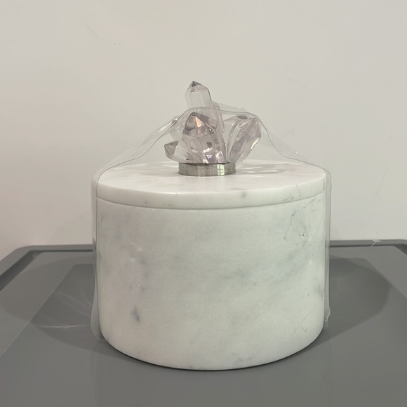 NWT at hiome Laila Ali Marbled Round Box with Crystal, 6 - Picture 3 of 6